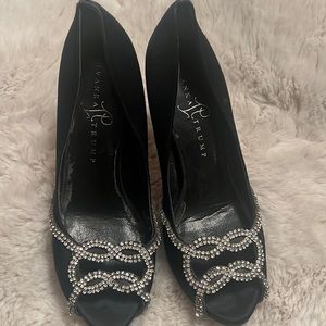 Pretty rhinestone Ivanka trump shoes!